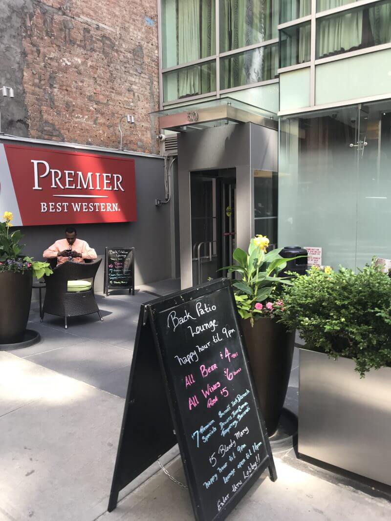 Leave your luggage with a hotel when visiting NYC LuggageHero