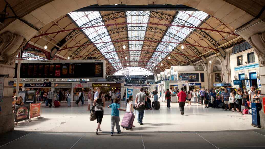 Luggage Storage Victoria Station