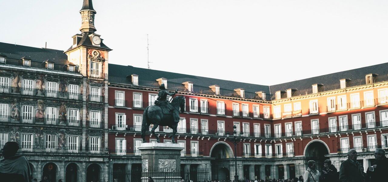 Consigna de equipaje en Plaza mayor