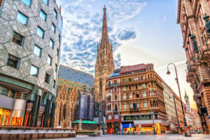 Store your luggage near Stephansplatz and explore vienna hassle free