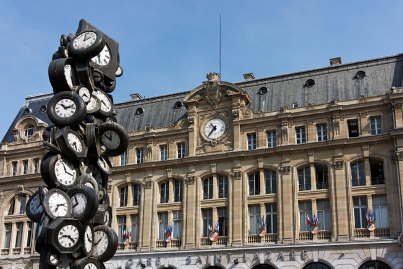 Store your bags near Gare Sain Lazare