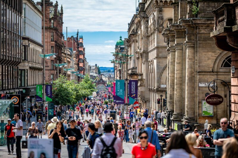 Buchanan Street luggage storage