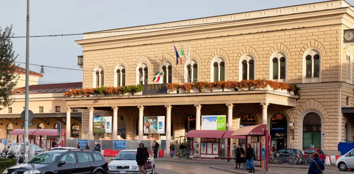 Przechowalnia bagażu Bologna Central Station