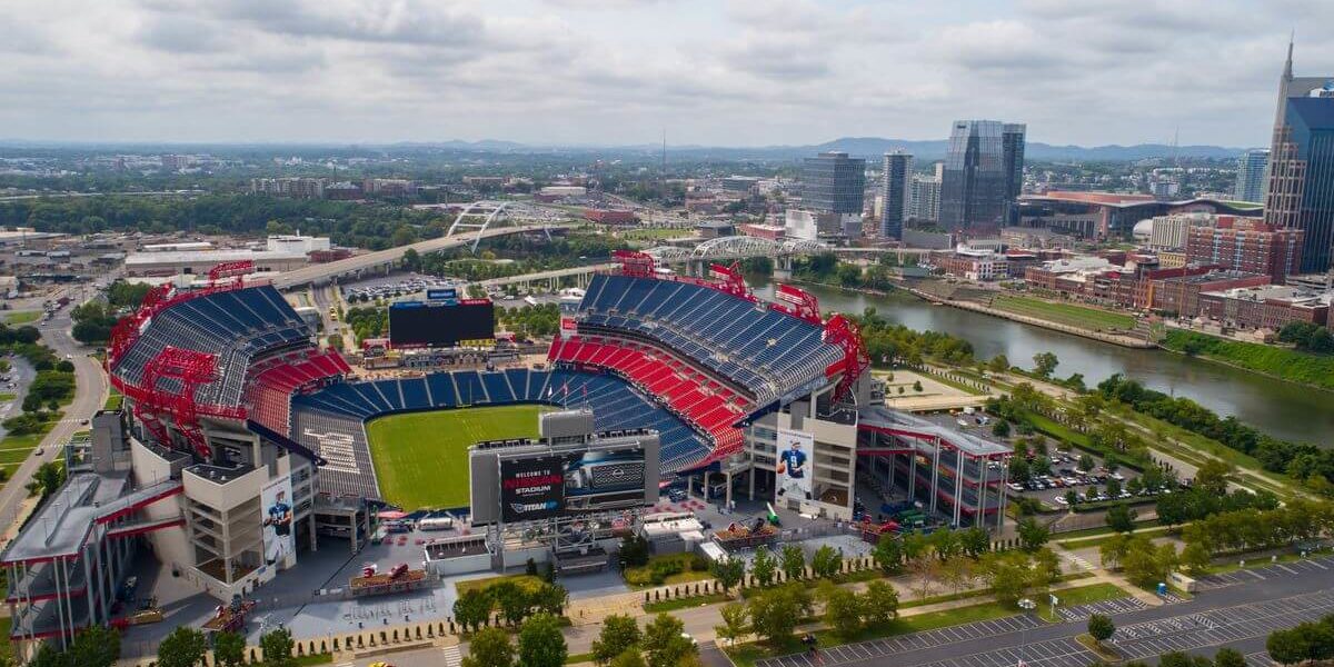 Przechowalnia bagażu Nissan Stadium