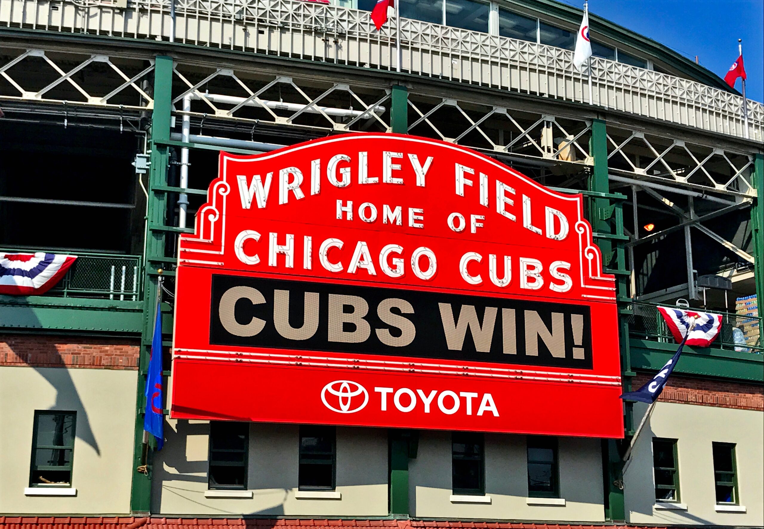 Luggage Storage Wrigley Field From 3/Bag Locker Alternative