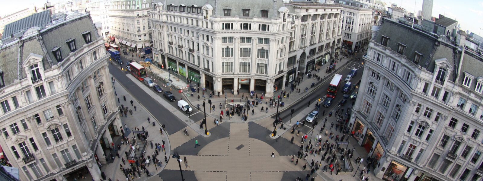 Deposito bagagli Oxford Circus Underground Station